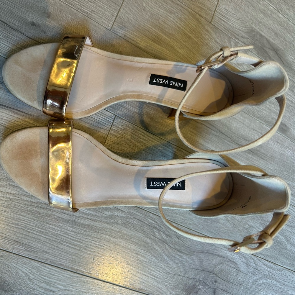 Nine West Tan and Rose Gold Women's Sandals